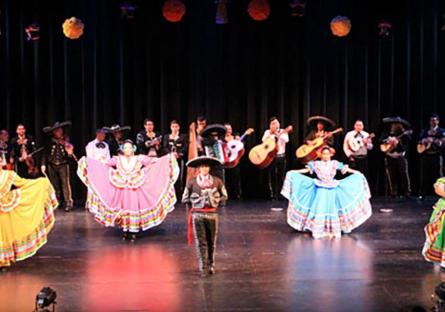 Marisa Ronstadt shares love of mariachi at EMCC’s annual concert